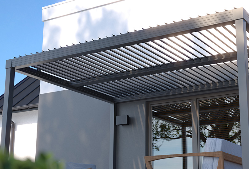 Pergola Bioclimatica su Misura con Lamelle Aperte