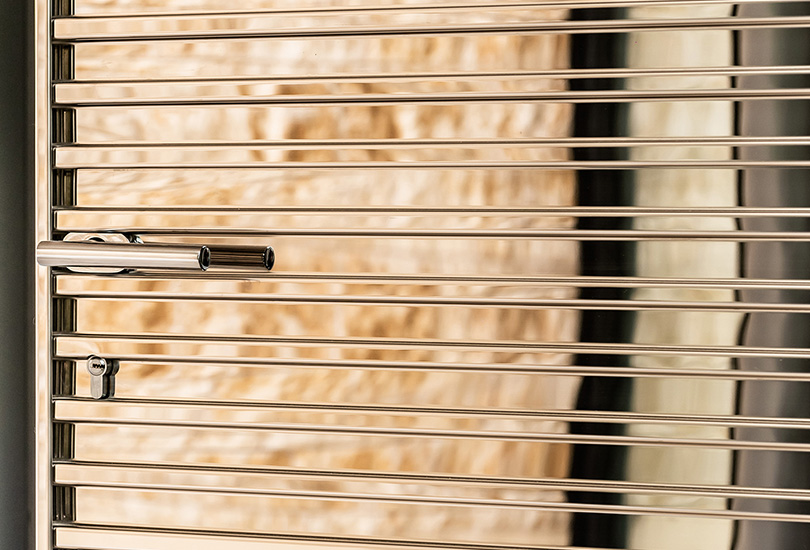 Primo Piano di una Porta Moderna