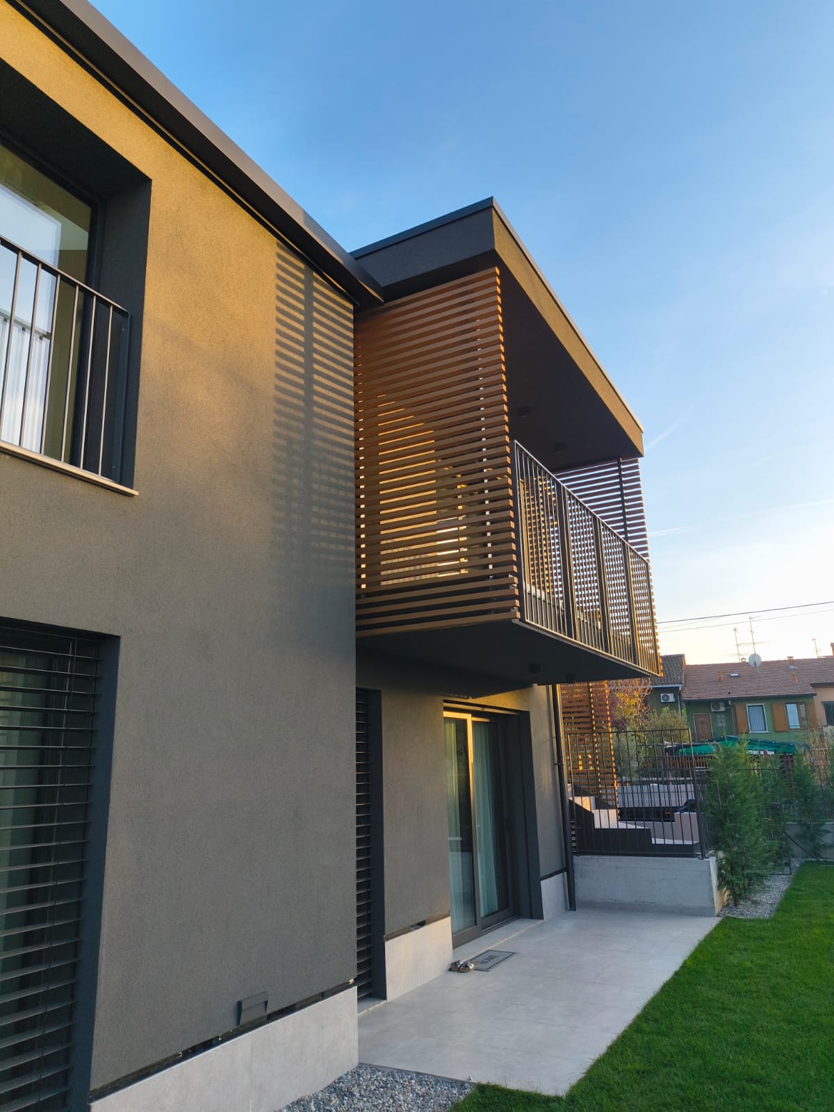 Frangisole per esterno