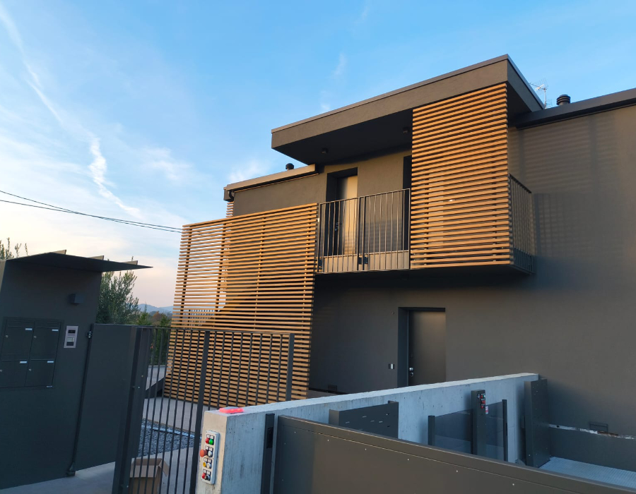 Frangisole per balconi