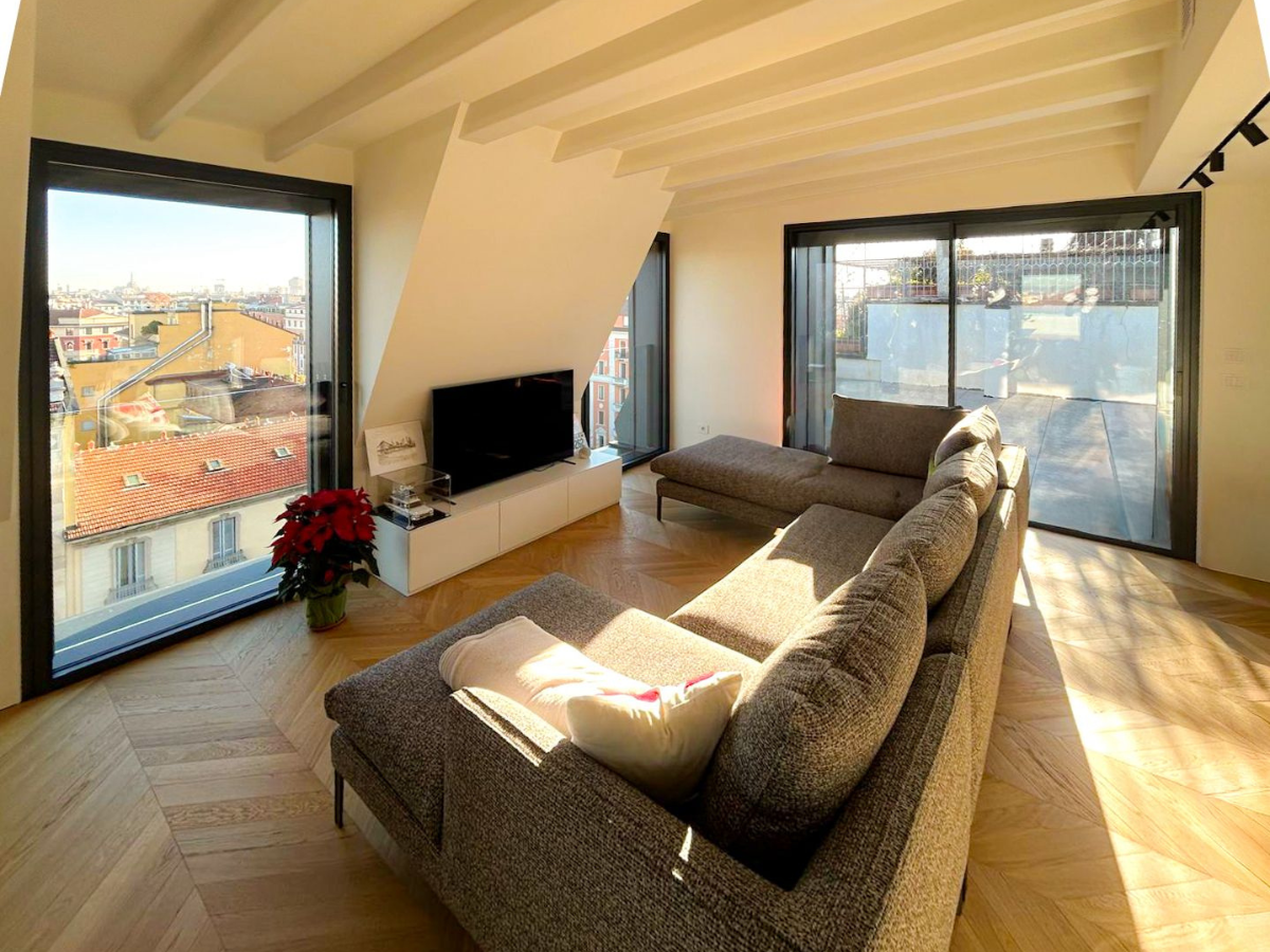 Frangisole in alluminio