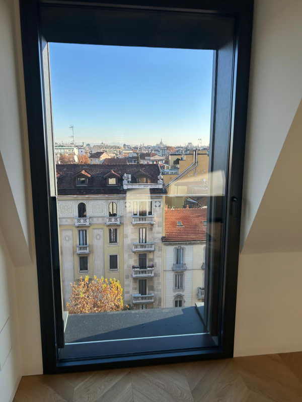 Fettaglio frangisole in alluminio