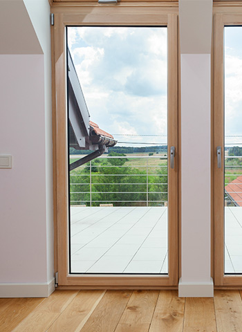 Serramenti in Alluminio in Legno con uno Stile Minimal